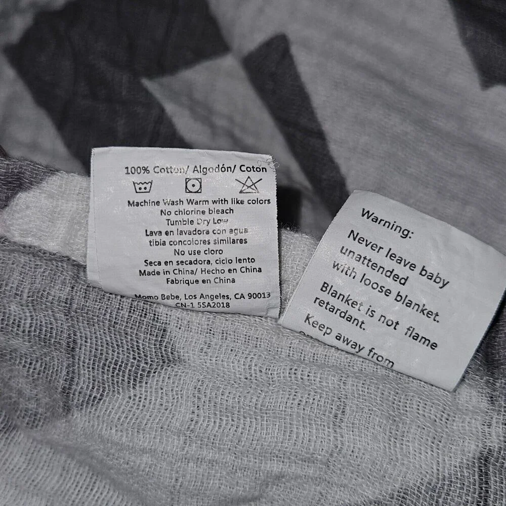 Momo Bebe Gray White Chevron Print Muslin 100% Cotton Swaddle Blanket Baby 40x45